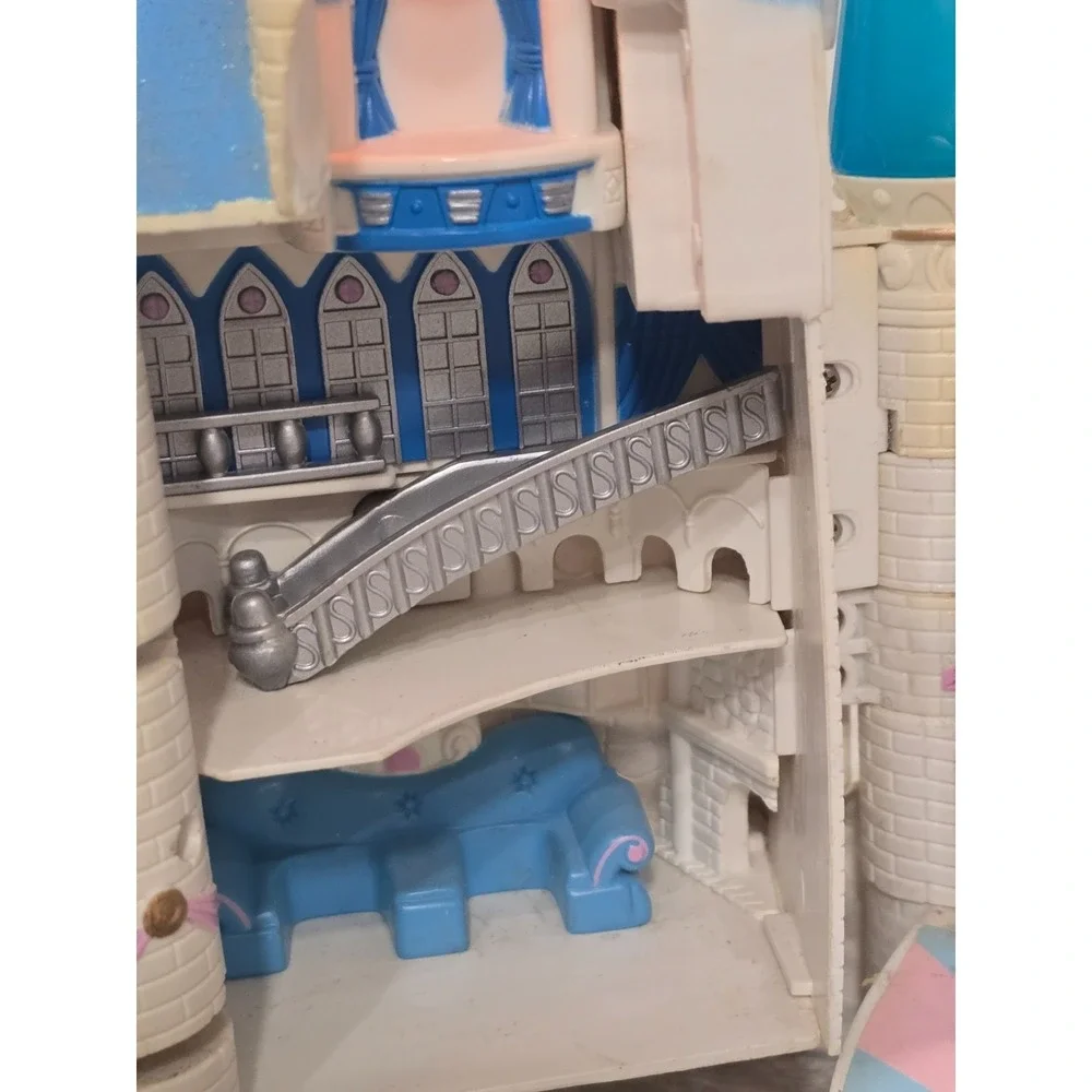 Trendmasters Vtg 1996 Disney Cinderella Star Castle Sounds Music VIDEO incomplet